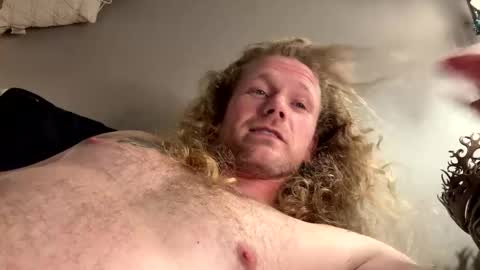 Max online show from 10-15-25, 07:36