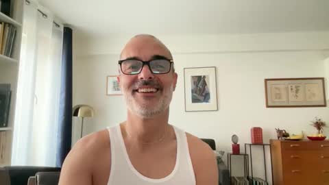 Max Mikado online show from 05-11-26, 12:55