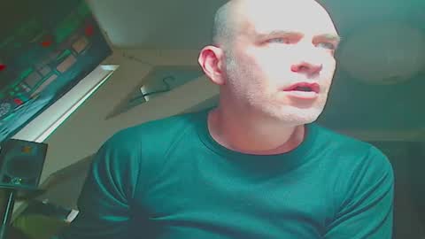 Snapshot of maxhardcore77 chatting on 12-01-25, 09:03 maxhardcore77 online show from 12-01-25, 09:03