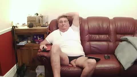 MAX online show from 03-27-26, 10:53