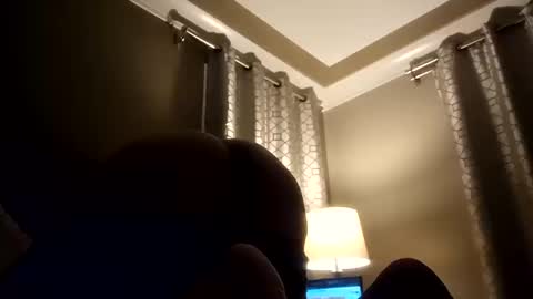 Maxichaud online show from 10-18-25, 08:04