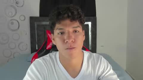 Maximiliano online show from 03-15-26, 07:53