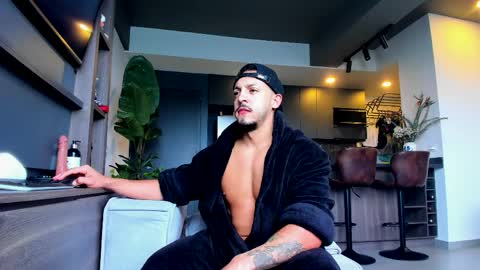 maximo_and_marcelo online show from 04-04-26, 12:02