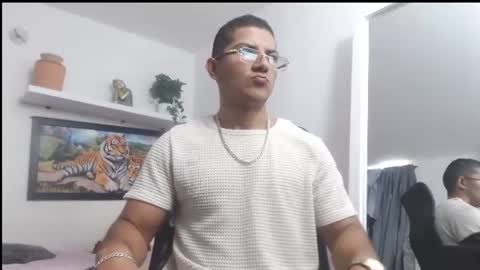 maximo_ston1 online show from 06-26-26, 04:33