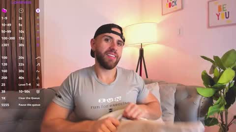 Maximo Wolf online show from 02-17-26, 08:04