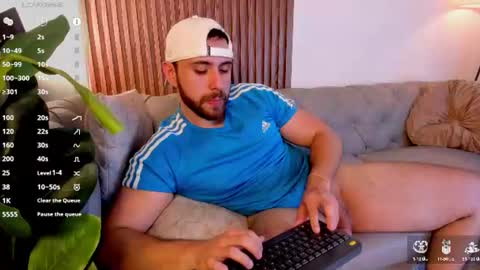 Snapshot of maximo_wolf1 chatting on 06-14-26, 02:24 Maximo Wolf online show from 06-14-26, 02:24