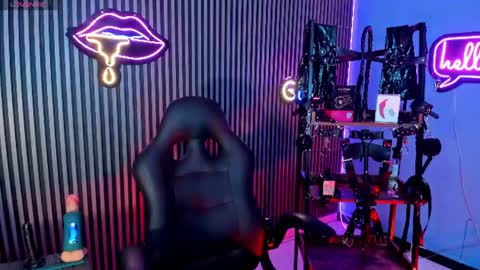 MAXIMO online show from 07-08-26, 03:44