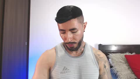 Independent Model online show from 04-08-26, 04:01