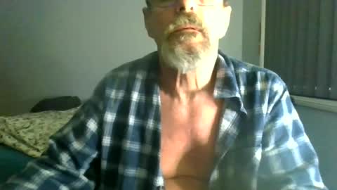 Max online show from 06-14-26, 02:30