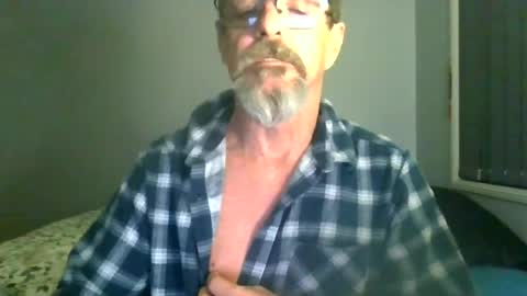 Max online show from 06-29-26, 12:05