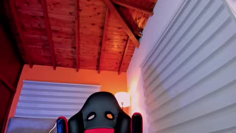 Maximus Clark online show from 02-21-26, 01:50