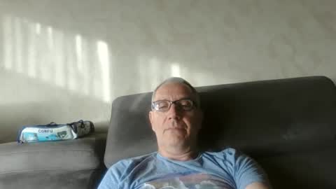 maxou569 online show from 11-03-25, 08:37