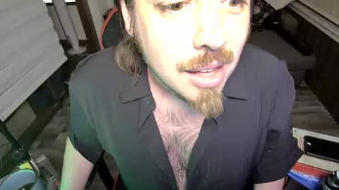 Snapshot of maxredz chatting on 03-14-26, 04:51 Max online show from 03-14-26, 04:51