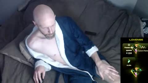 MaxRouger online show from 03-02-26, 04:36