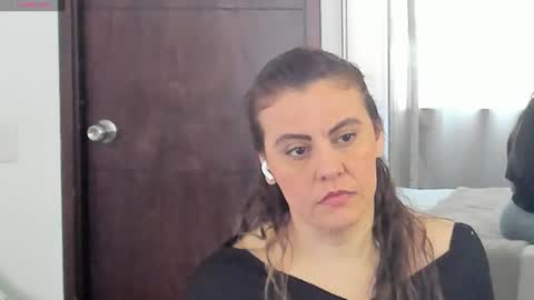Snapshot of maxzy_star chatting on 07-05-26, 04:36 Victoria online show from 07-05-26, 04:36