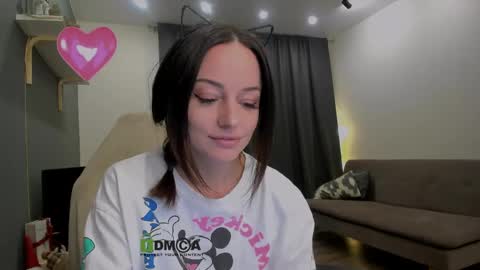 Snapshot of maya_l chatting on 03-22-26, 05:49 Maya online show from 03-22-26, 05:49