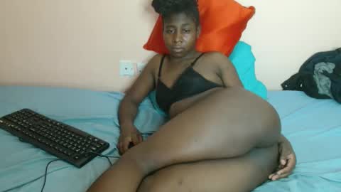 Snapshot of maya_nyla chatting on 04-22-26, 03:57 Faith online show from 04-22-26, 03:57