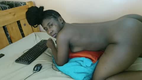 Snapshot of maya_nyla chatting on 05-03-26, 02:06 Faith online show from 05-03-26, 02:06