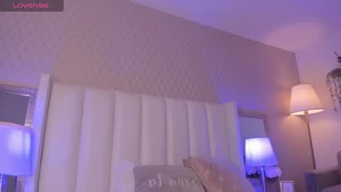 Snapshot of mayacardenas chatting on 01-10-25, 05:05 Maya online show from 01-10-25, 05:05