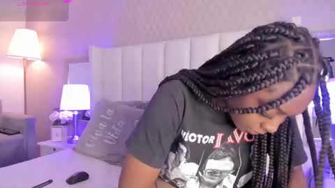 Snapshot of mayacardenas chatting on 02-27-25, 04:09 Maya online show from 02-27-25, 04:09