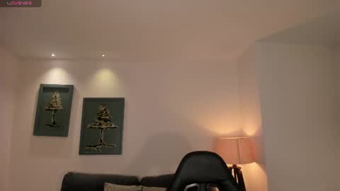 Snapshot of mayamoretti chatting on 06-18-26, 08:35 Maya online show from 06-18-26, 08:35