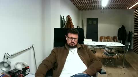 Snapshot of mayde4thbwu chatting on 05-17-26, 07:54 mayde4thbwu online show from 05-17-26, 07:54