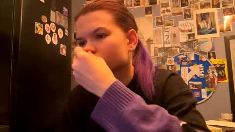 Rose online show from 03-16-26, 05:28