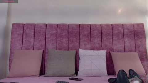 Rousse online show from 02-02-26, 03:33