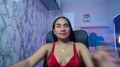 Snapshot of maylin_hornyy19 chatting on 06-05-26, 06:52 Maylin online show from 06-05-26, 06:52