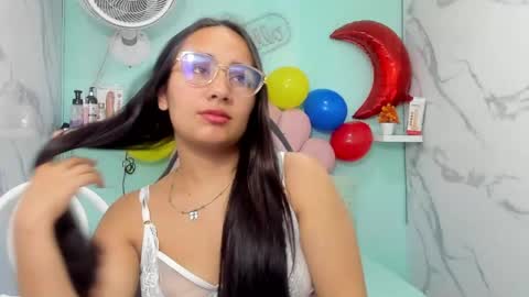 Snapshot of maylin_hornyy19 chatting on 06-09-26, 03:18 Maylin online show from 06-09-26, 03:18