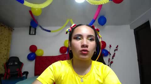 Snapshot of maylin_hornyy19 chatting on 06-18-26, 04:24 Maylin online show from 06-18-26, 04:24