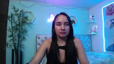 Snapshot of maylin_hornyy19 chatting on 07-02-26, 03:23 Maylin online show from 07-02-26, 03:23