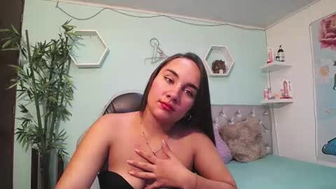 Snapshot of maylin_hornyy19 chatting on 07-04-26, 03:56 Maylin online show from 07-04-26, 03:56