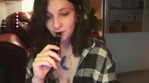 Snapshot of maymary_ chatting on 02-20-26, 06:10 Mary . online show from 02-20-26, 06:10