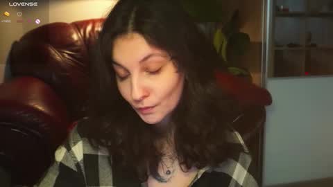 Snapshot of maymary_ chatting on 02-21-26, 06:03 Mary . online show from 02-21-26, 06:03