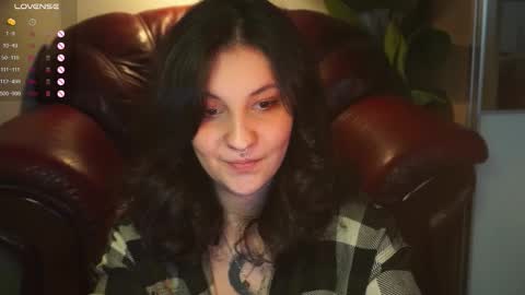 Snapshot of maymary_ chatting on 02-26-26, 06:56 Mary . online show from 02-26-26, 06:56