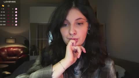 Snapshot of maymary_ chatting on 03-20-26, 05:56 Mary . online show from 03-20-26, 05:56