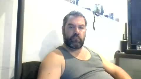 Snapshot of mayoramx chatting on 06-20-26, 03:04 Dad bod 43 online show from 06-20-26, 03:04