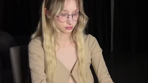 mayvi_cold online show from 06-23-26, 07:23
