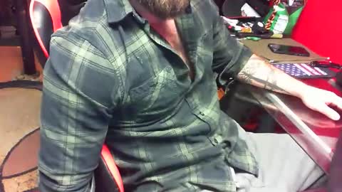 Snapshot of mcbethtime chatting on 04-04-26, 04:04 mcbethtime online show from 04-04-26, 04:04