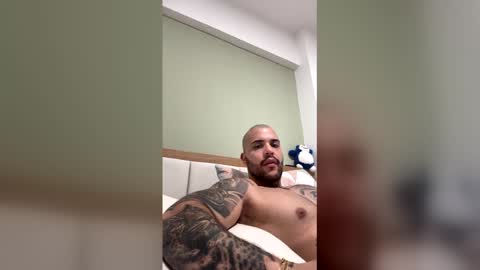 filippoae online show from 05-11-26, 12:27