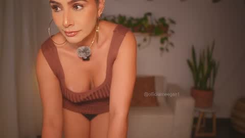 Snapshot of meegan1 chatting on 07-09-26, 04:00 Andrea online show from 07-09-26, 04:00