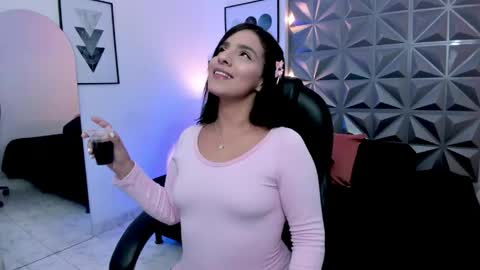 Snapshot of megan__monroe chatting on 03-23-26, 04:55 megan__monroe online show from 03-23-26, 04:55