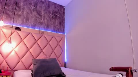 M E G A N online show from 01-25-25, 12:38