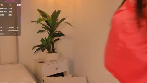 megan_brunette2 online show from 05-15-26, 11:34