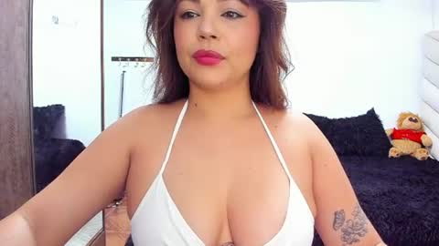 megan_danger_ online show from 08-05-26, 04:21
