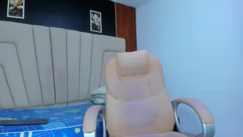 Snapshot of megan_hally chatting on 03-08-26, 03:54 Megan online show from 03-08-26, 03:54