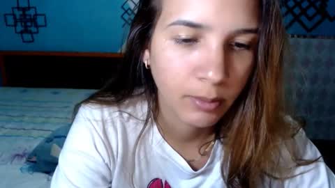 Snapshot of megan_little_ chatting on 05-13-26, 01:03 amanda online show from 05-13-26, 01:03