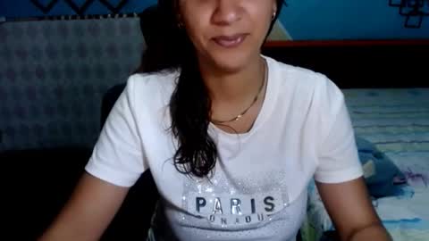 Snapshot of megan_little_ chatting on 05-14-26, 11:00 amanda online show from 05-14-26, 11:00