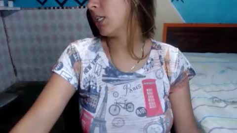 Snapshot of megan_little_ chatting on 05-27-26, 01:57 amanda online show from 05-27-26, 01:57